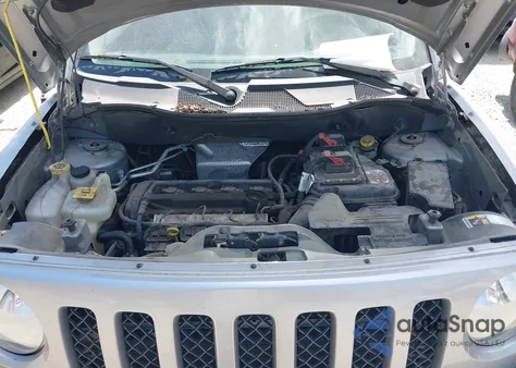 2016 Jeep Patriot High Altitude Edition z USA, uszkodzony, nr VIN 1C4NJPFA7GD678680